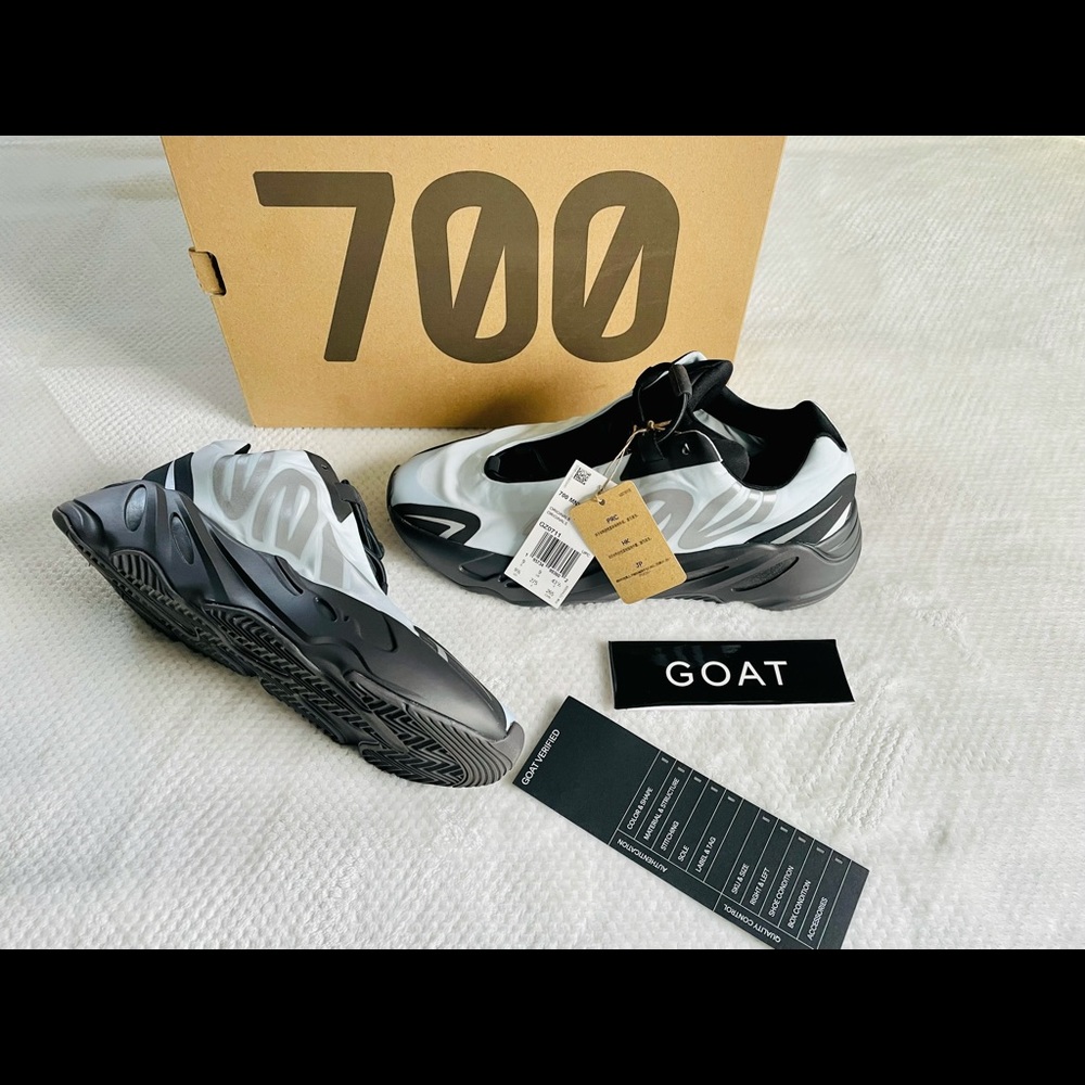 Adidas Men’s Yeezy Boost 700 MNVN 'Blue Tint'